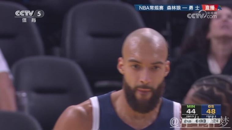 麦克丹尼尔斯巧妙助攻 戈贝尔高空炸篮 麦克丹尼尔斯巧妙助攻 戈贝尔高空炸篮